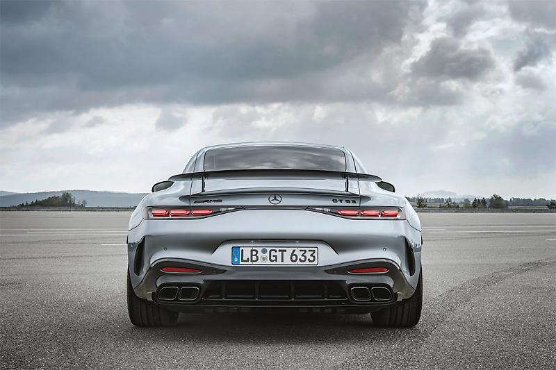 벤츠 AMG GT 2세대 후면부