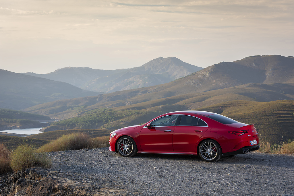 “달려봤습니다” AMG 스피드웨이, ‘AMG GT 43’, ‘AMG CLS 53’