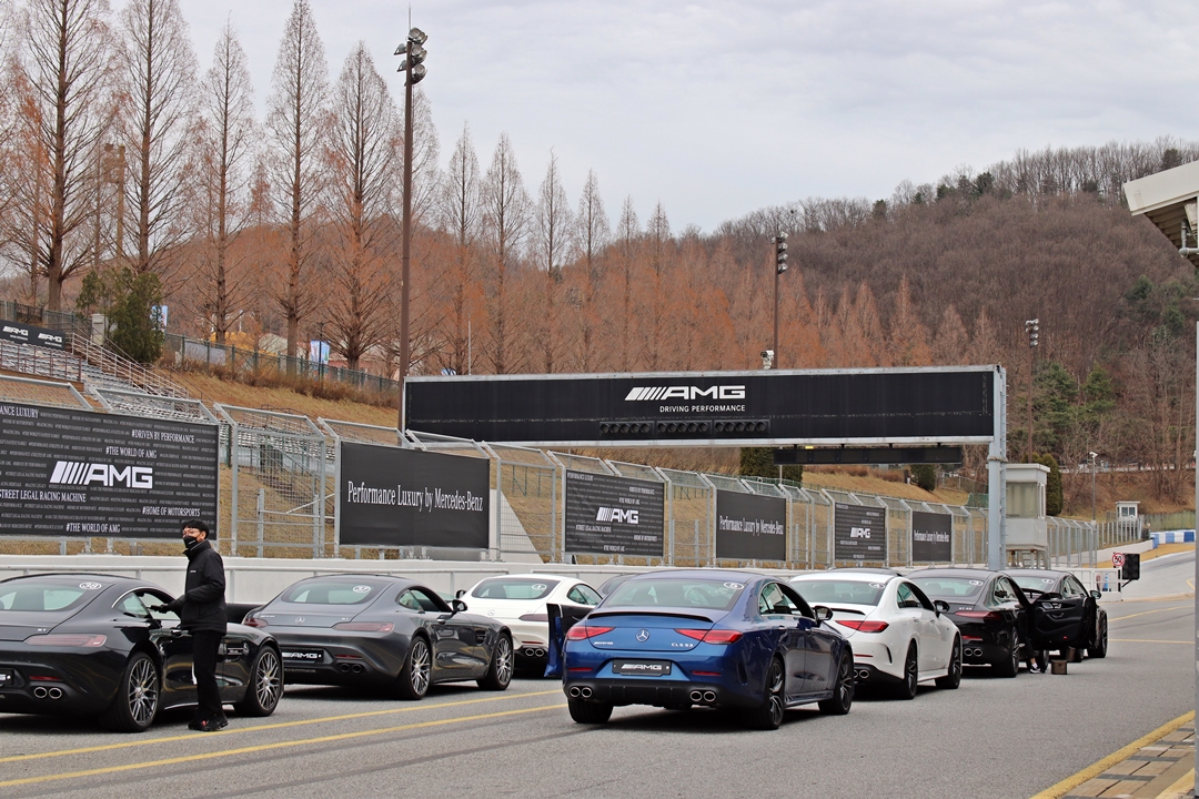 “달려봤습니다” AMG 스피드웨이, ‘AMG GT 43’, ‘AMG CLS 53’