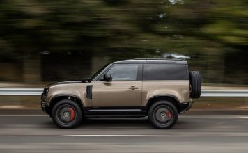 400마력의 올 뉴 디펜더 90 P400 X. 국내 출시 디펜더 90 P400 X