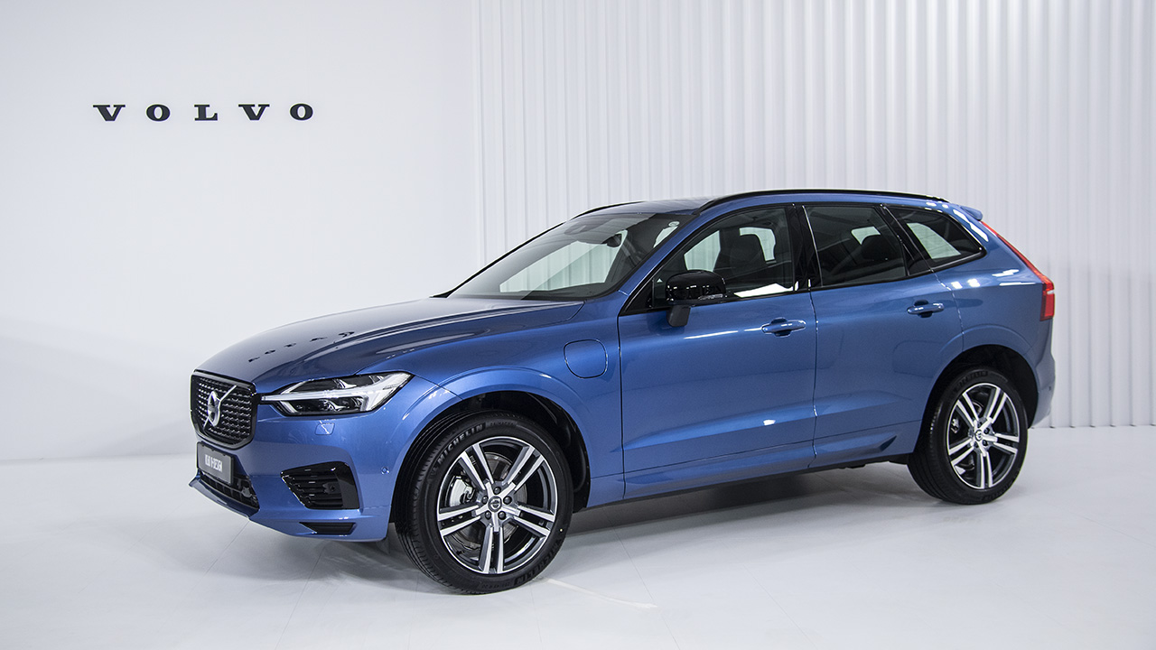 볼보 XC90·XC60 T8 R-디자인,
각각 9,290만 원, 7,100만 원 출시