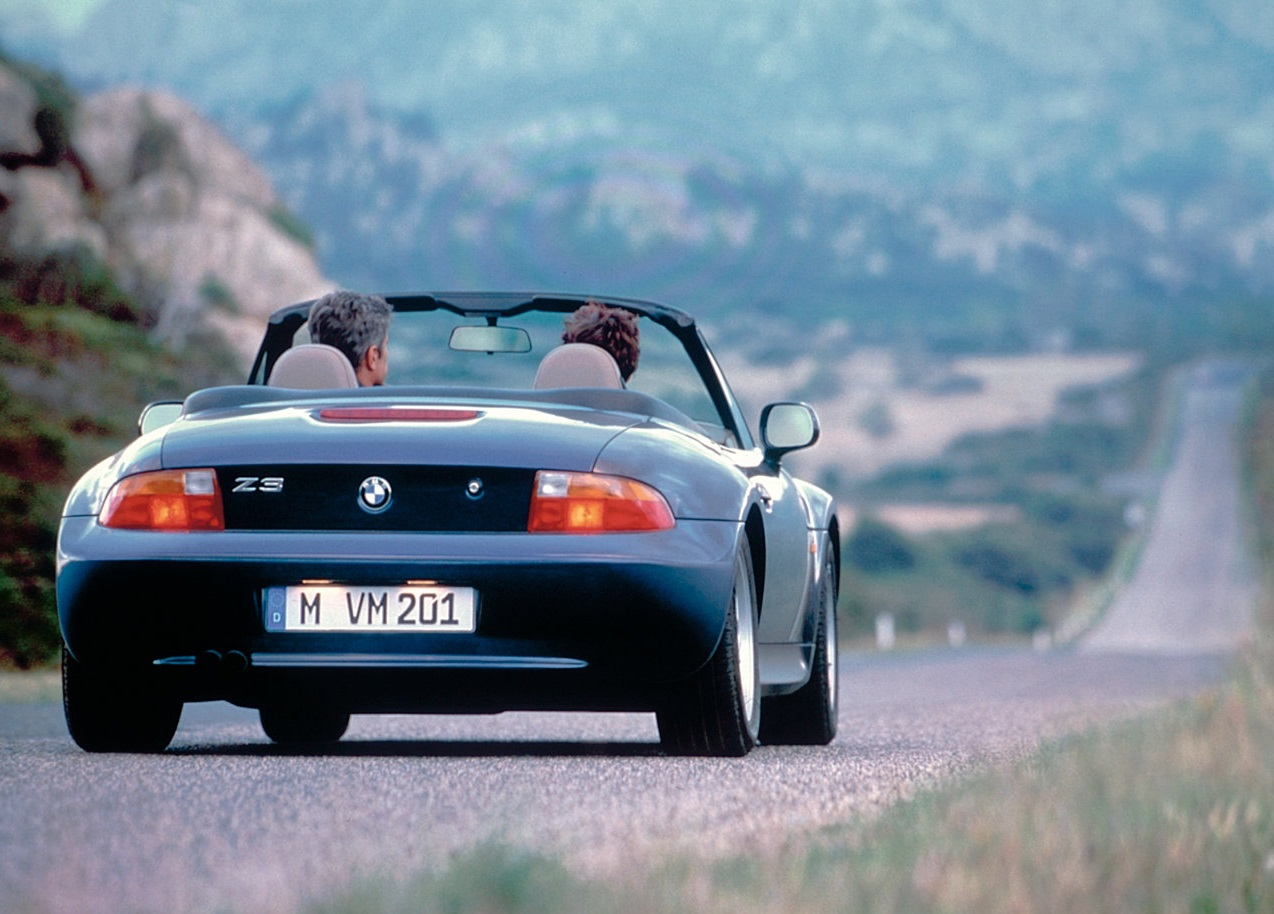 BMW Z4, 84년 로드스터의 역사를 잇다