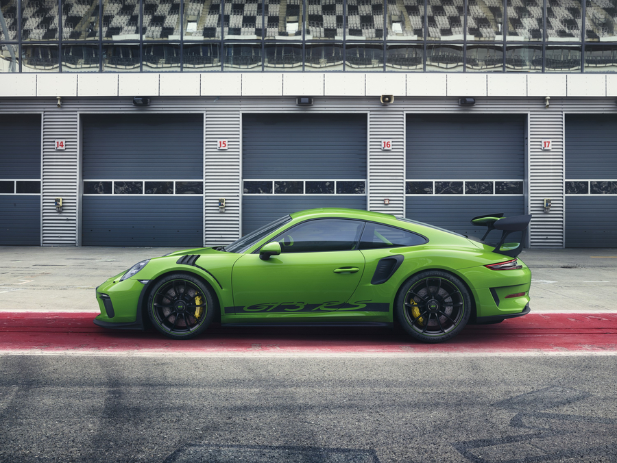 포르쉐, 520hp의 911 GT3RS
제네바 모터쇼에서 공개