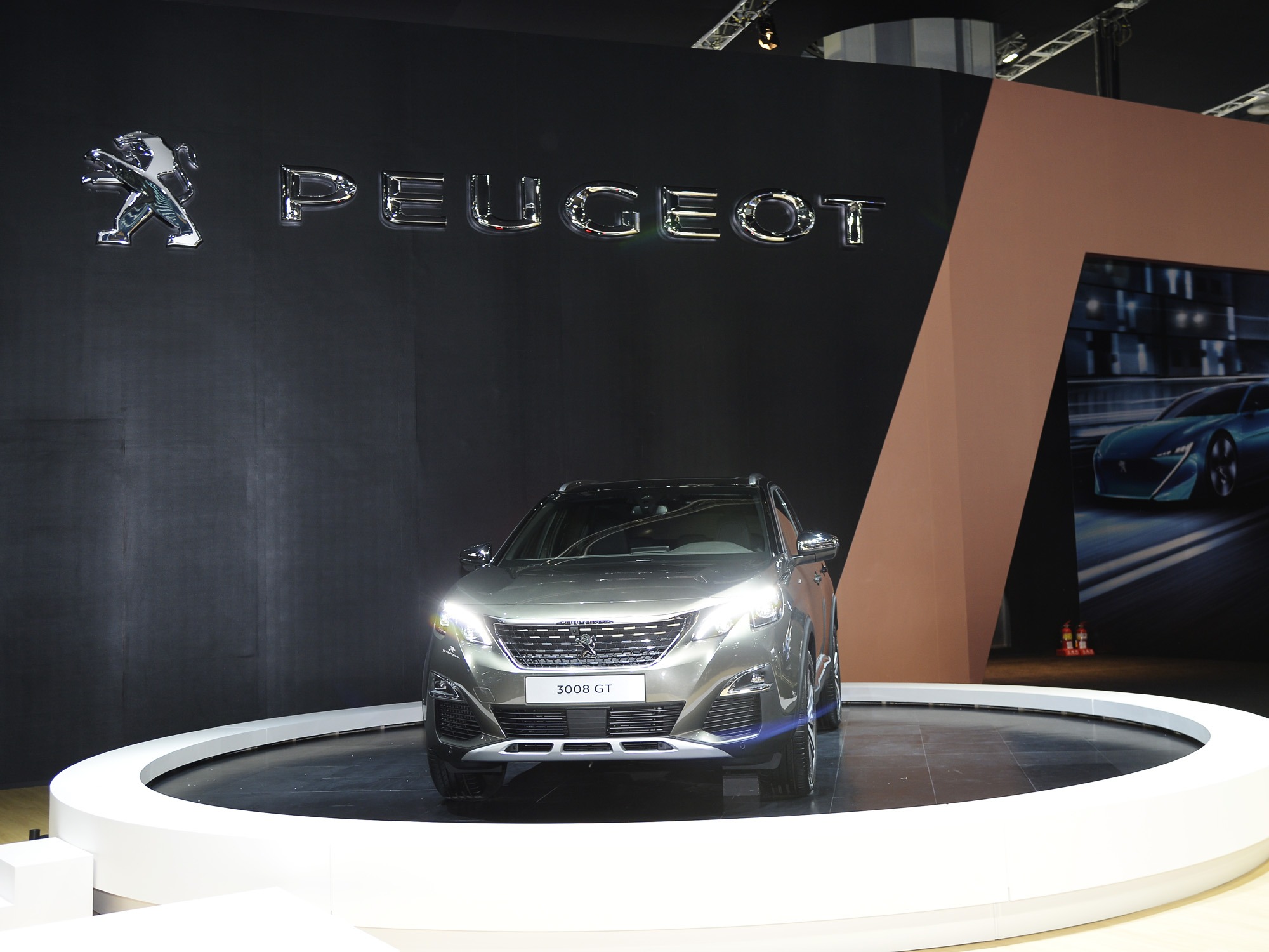 편견에 대한 이의 제기,
푸조 2세대 3008 GT 라인