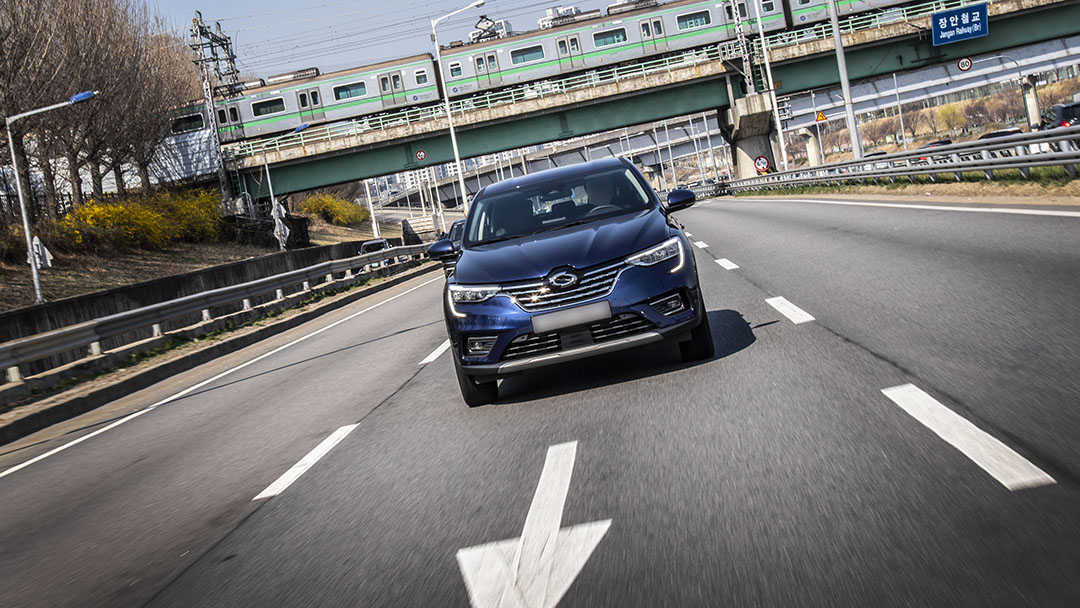 좁은 영역에 우뚝 선 컴팩트 SUV
르노삼성 XM3