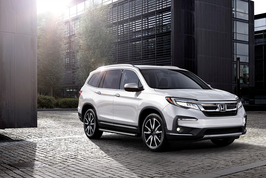 혼다 2021년형 파일럿 출시,
러닝보드·스팟램프 추가하고 가격은 그대로