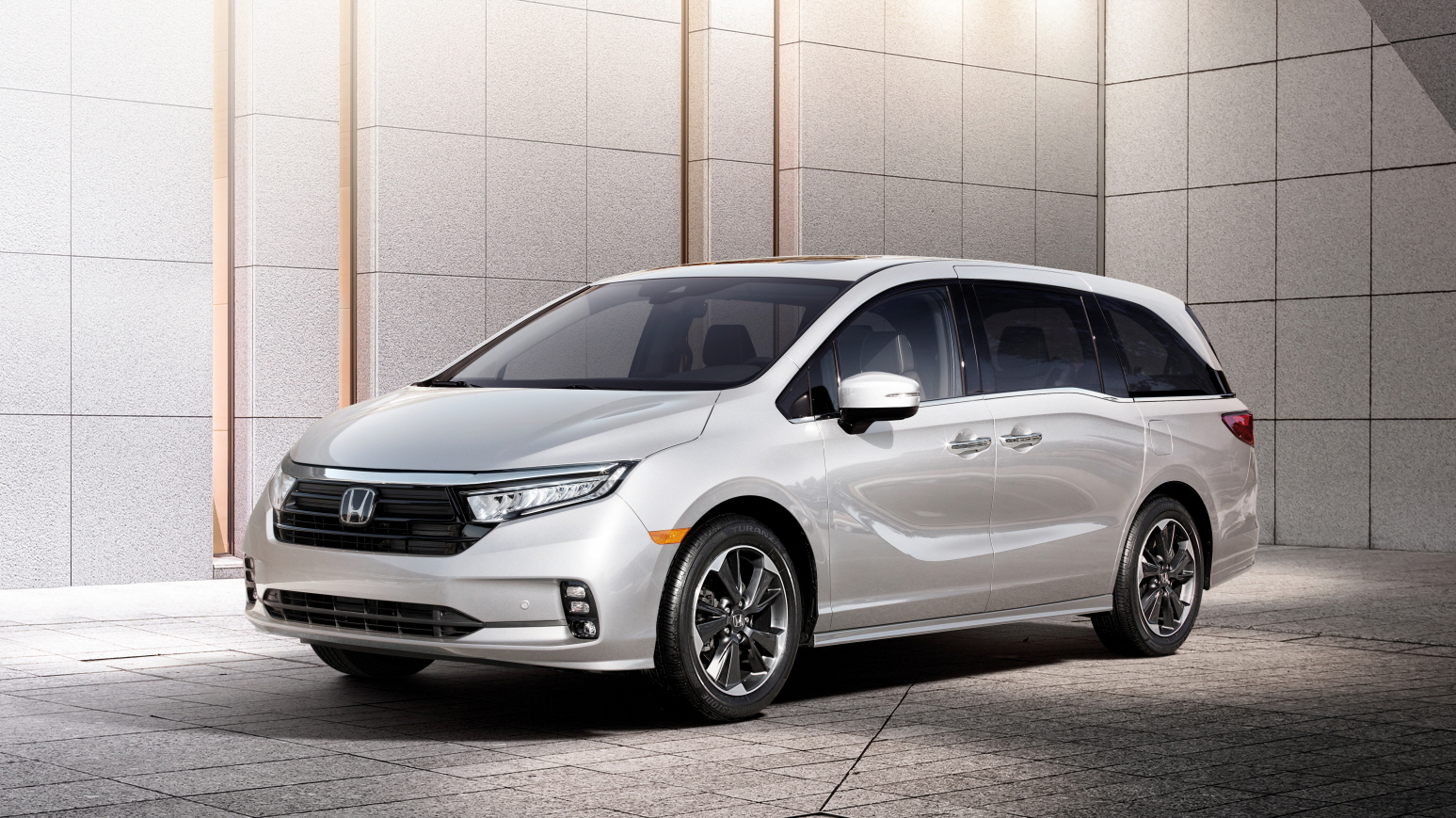 가족을 위한 최고의 선택 ‘2021년형 뉴 오딧세이’ 국내 출시!