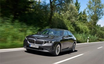 BMW 뉴 530e. 751km 달리는 플러그인 하이브리드 BMW 뉴 530e.