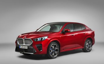 BMW 코리아 X2 xDrive20i 국내 출시. 그릴 조명이 들어온다 BMW X2 xDrive20i