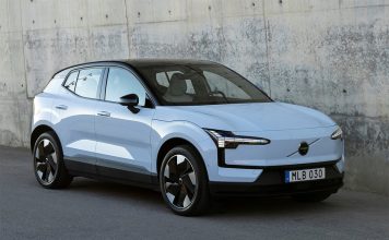 볼보, EX30 6월 말 출고 개시. 1회 충전 시 404km 주행. 볼보 EX30