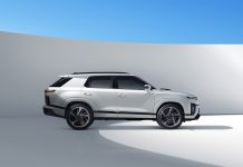 KG 모빌리티, 액티언 가격 공개 및 계약 개시.