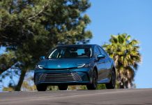 토요타, 9세대 캠리 사전계약 실시. 가격은 4,800만 원부터. 2025 토요타 캠리 하이브리드