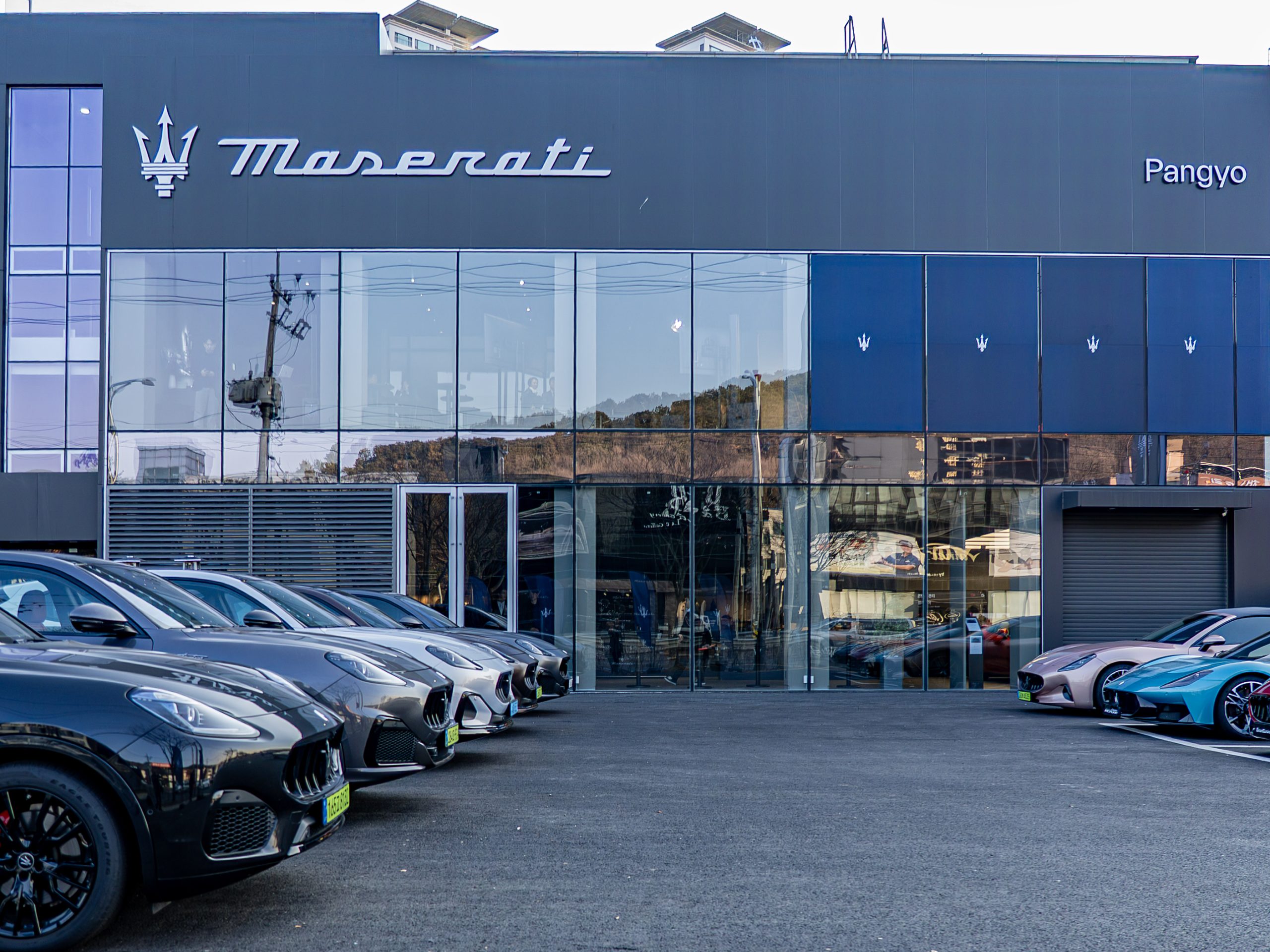 마세라티 판교 전시장