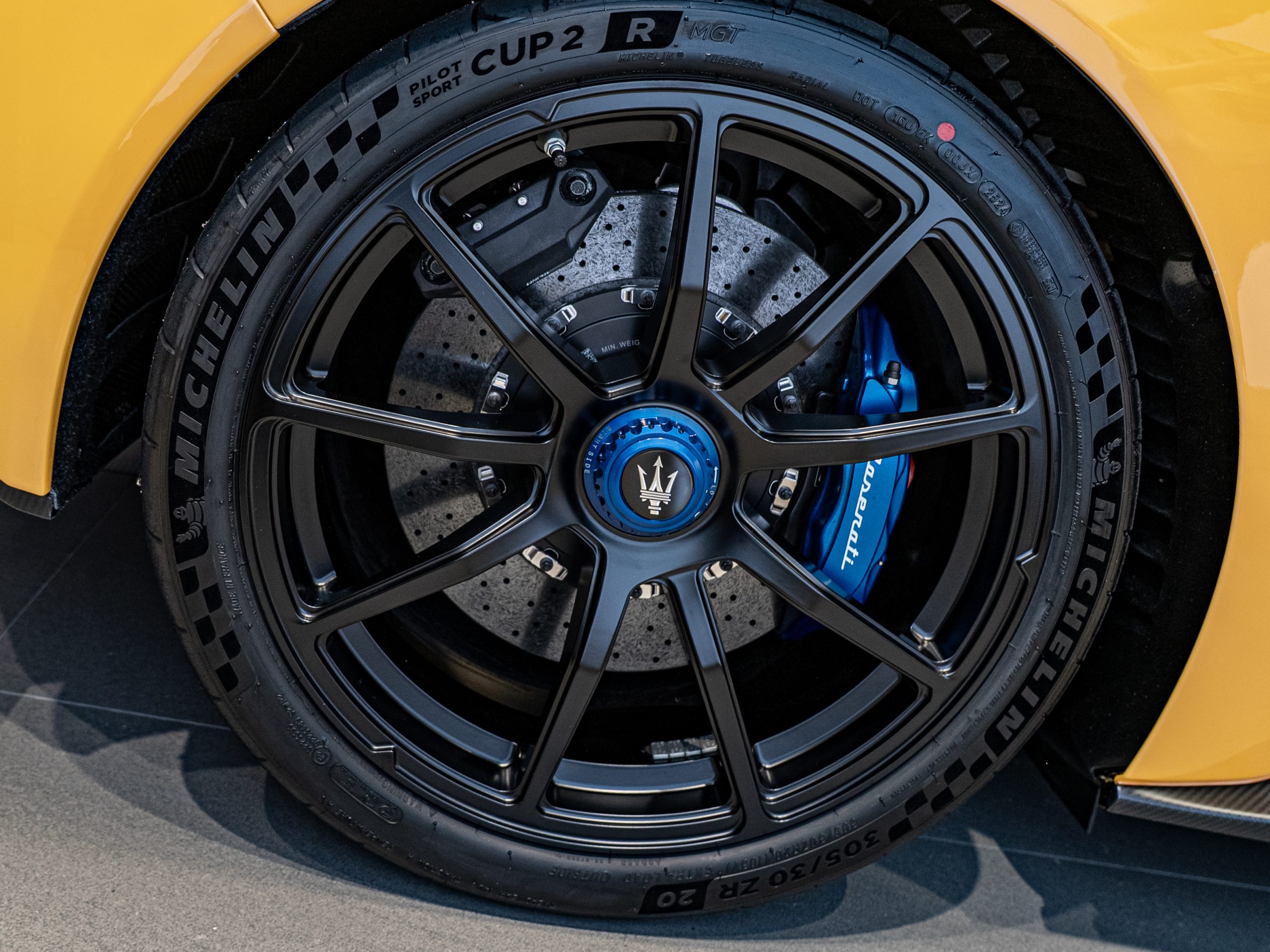 마세라티, 고성능 슈퍼 스포츠카 'GT2 스트라달레' 공식 출시. 가격은 4억 5,050만 원부터