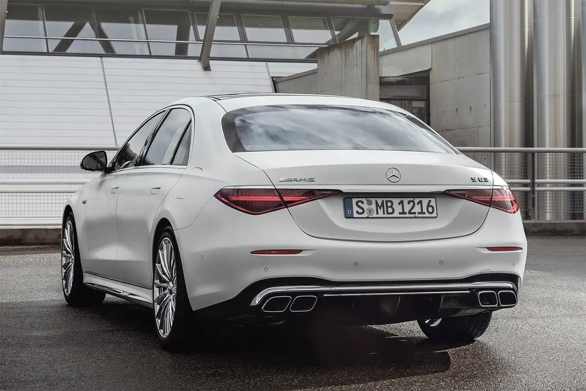 벤츠 AMG S 63 E 퍼포먼스